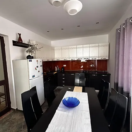 Ani Centre Διαμέρισμα Τίρανα